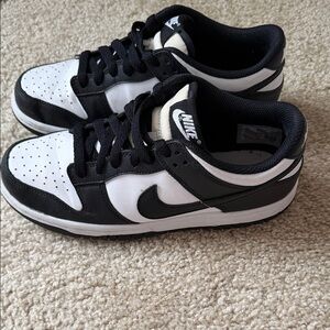 Nike Classic Black and White Low-Tops